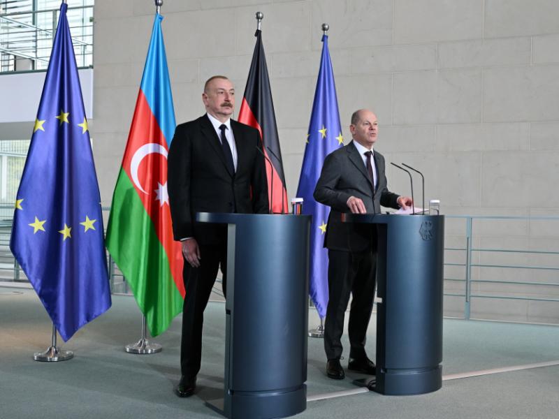 Состоялась совместная пресс-конференция Президента Азербайджана Ильхама Алиева и Канцлера Германии Олафа Шольца